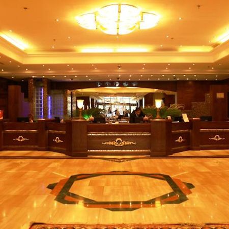 Abjad Grand Hotel Dubai Eksteriør bilde