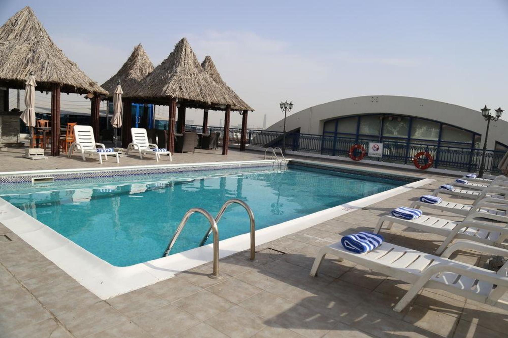 Abjad Grand Hotel Dubai Eksteriør bilde