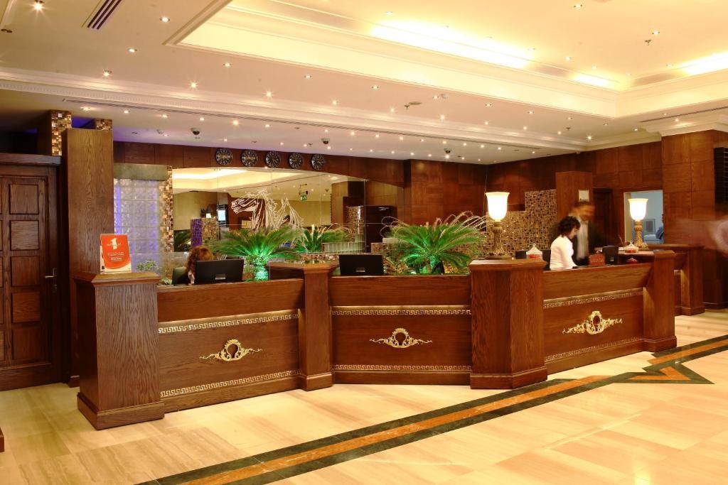 Abjad Grand Hotel Dubai Eksteriør bilde