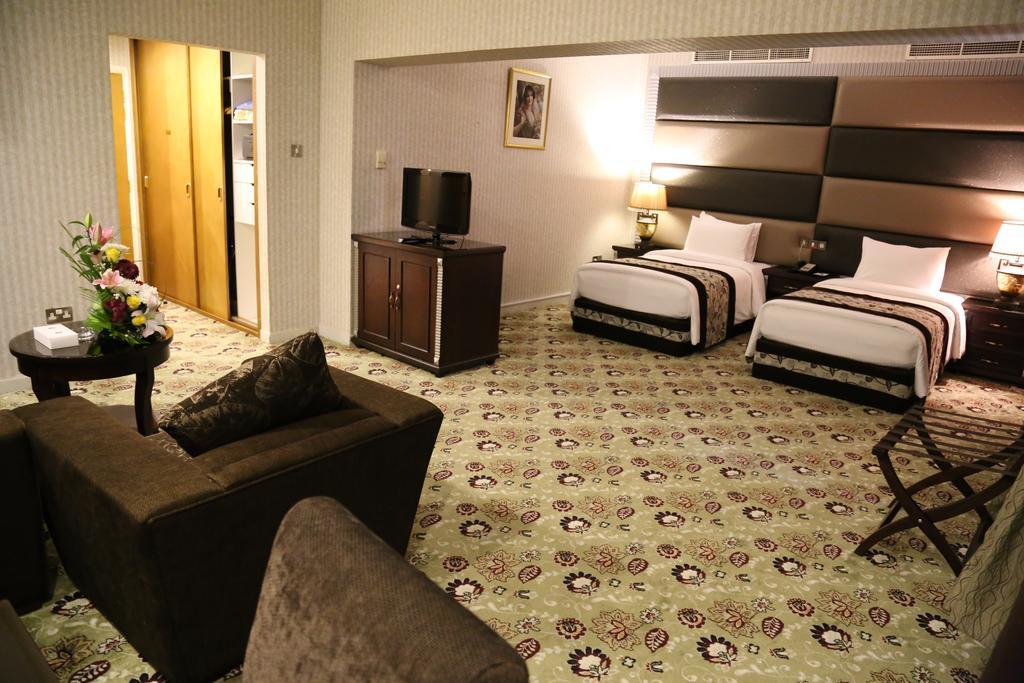 Abjad Grand Hotel Dubai Eksteriør bilde