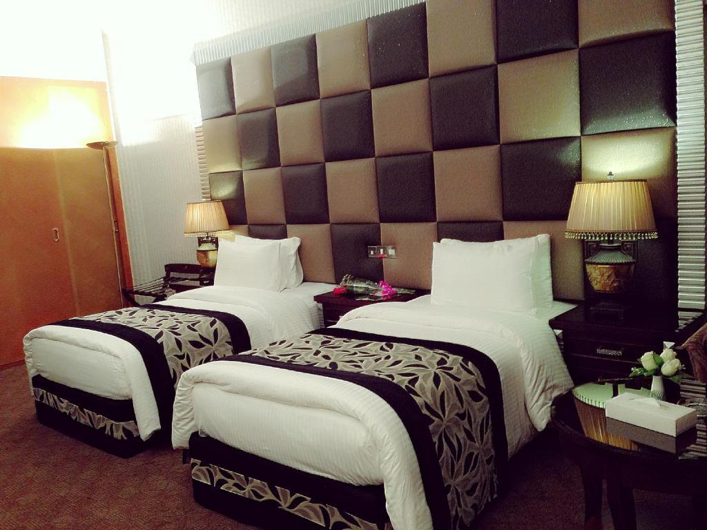 Abjad Grand Hotel Dubai Rom bilde