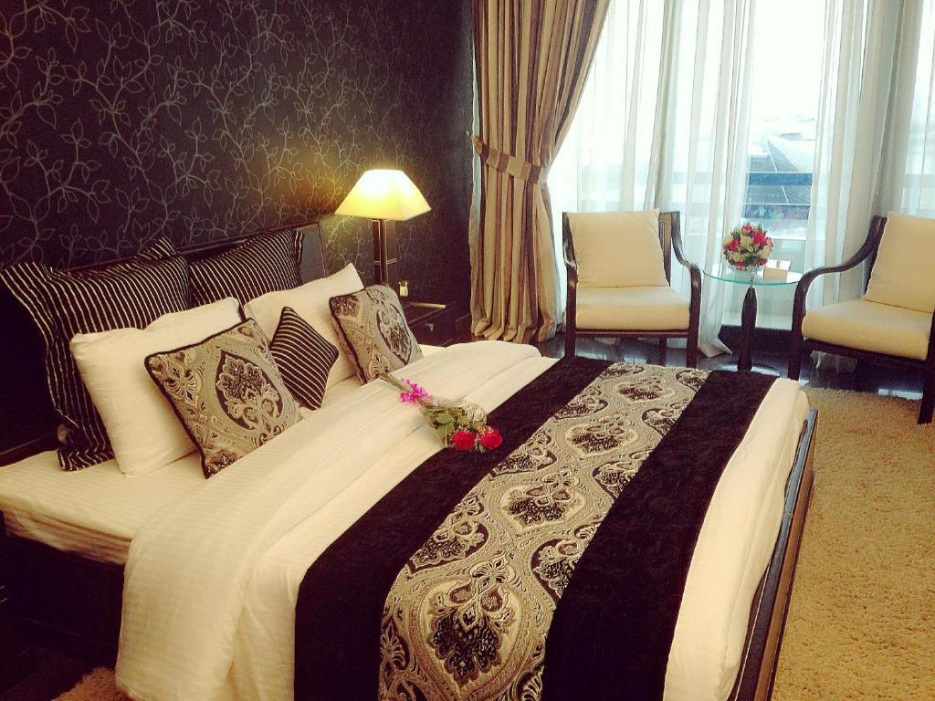 Abjad Grand Hotel Dubai Eksteriør bilde