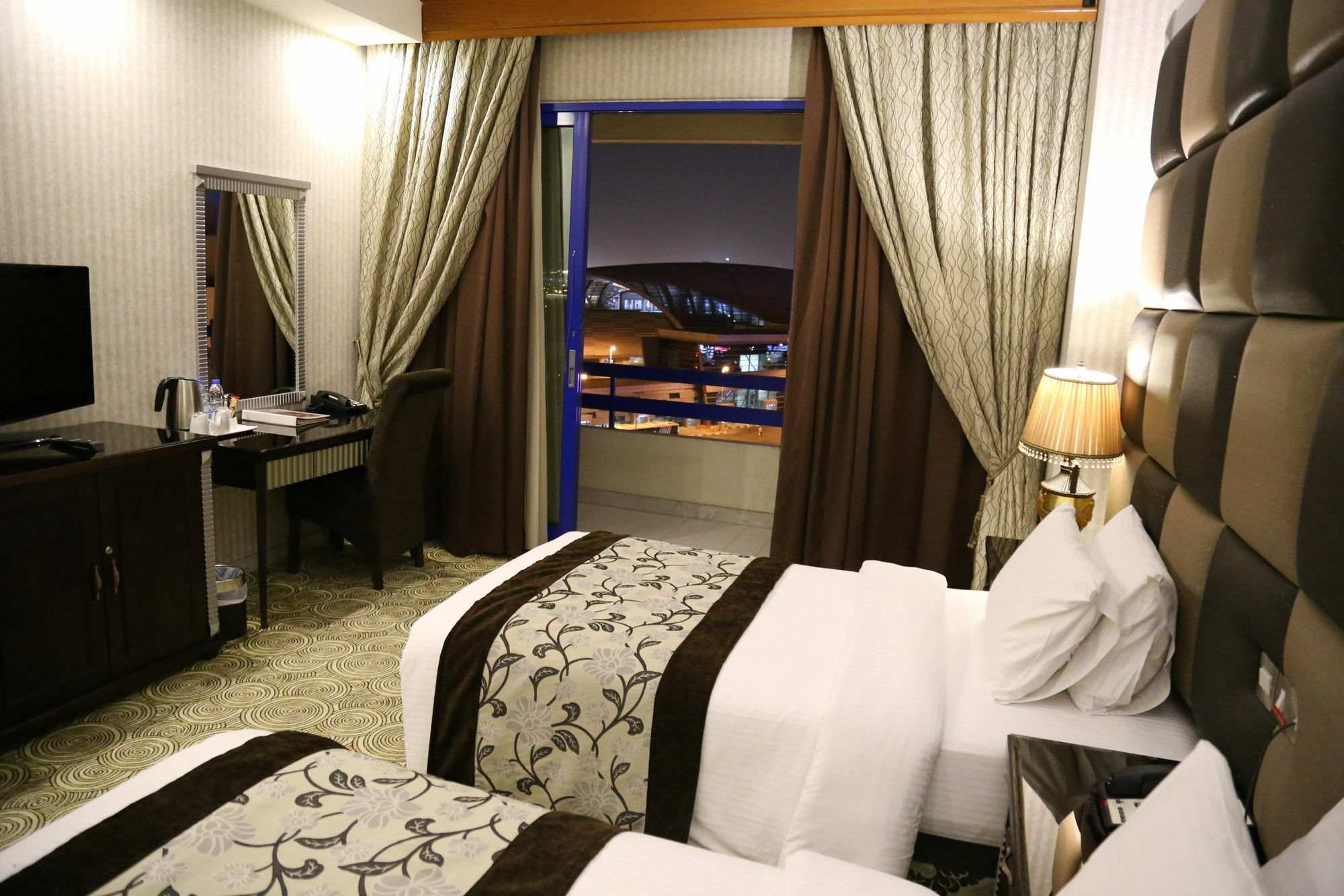 Abjad Grand Hotel Dubai Eksteriør bilde